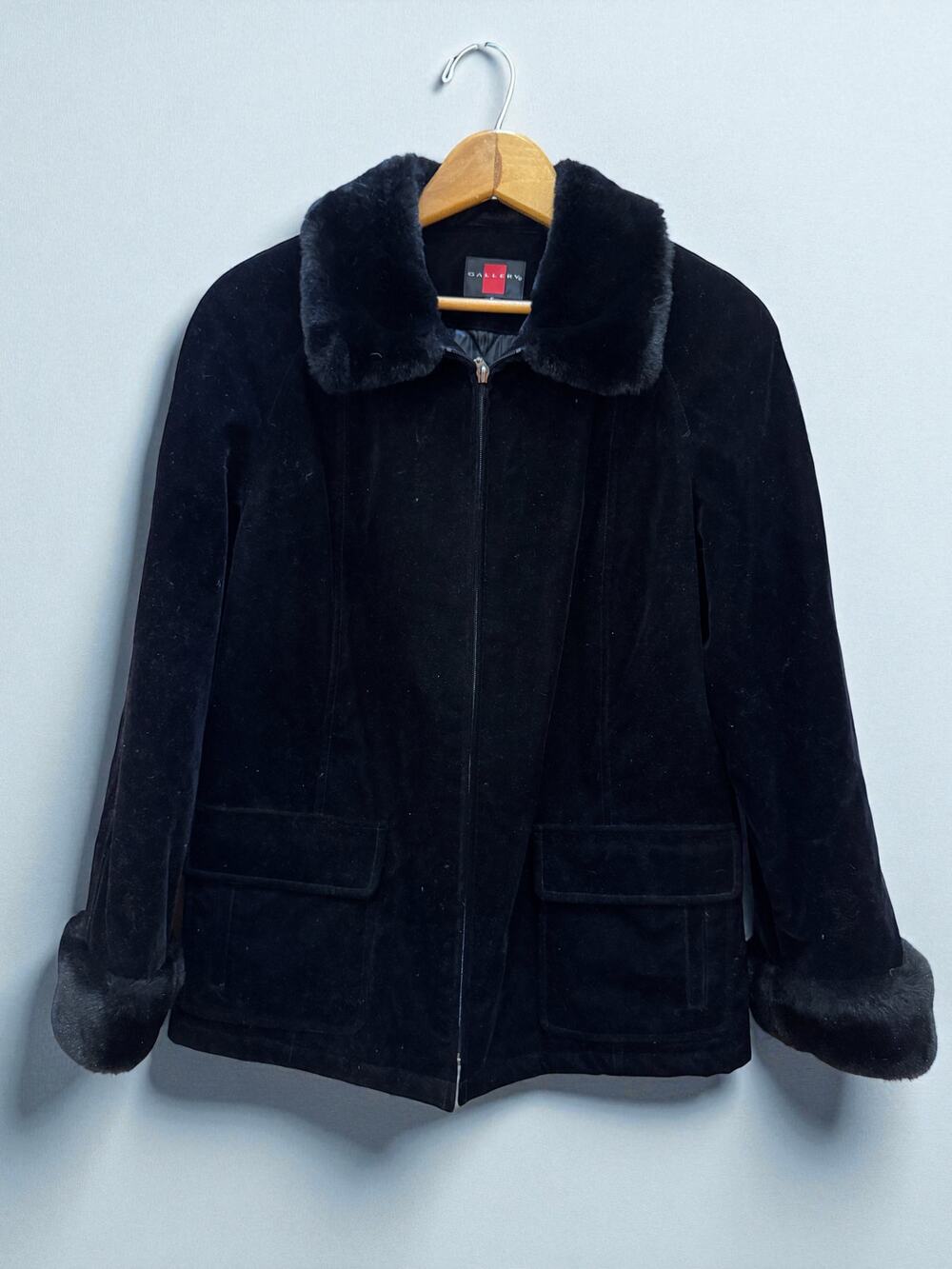 Vtg Gallery Y2k Velvet Coat Black Fur Collar Cuffed Lined Quilted Small